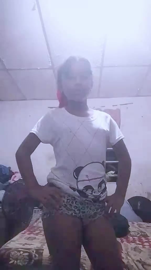 @MENINASAPECCA13