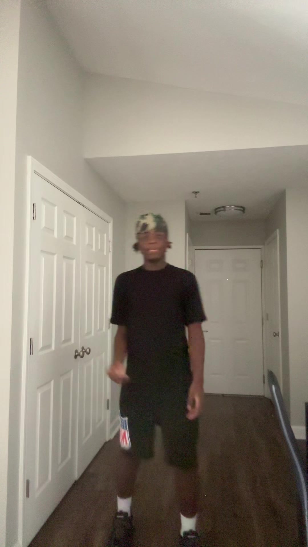 @Uzii