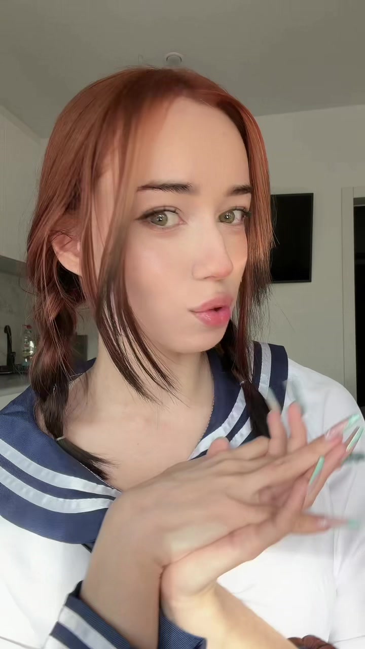 @аня anoharda