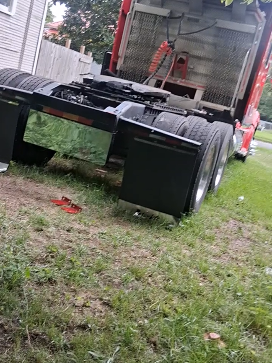 @YoungHusalahTrucking〽️⭕️🅱️
