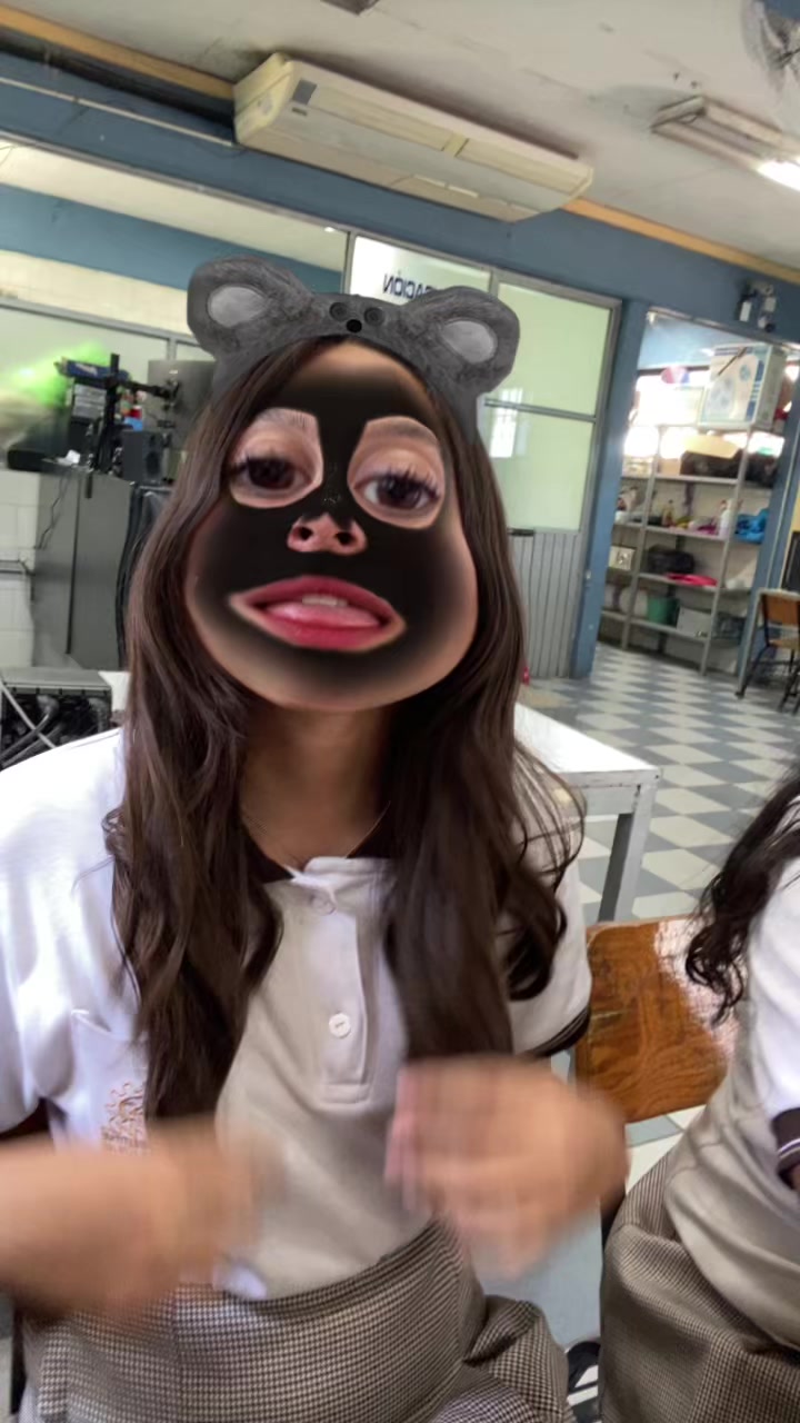 @Areli