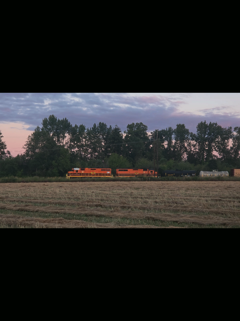 @railfan_parker