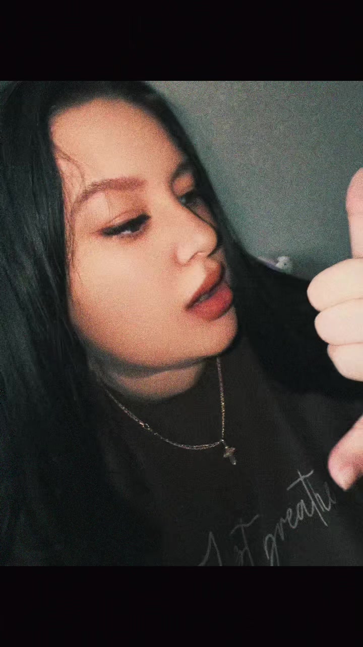 @🍒 𝐂 𝐇 𝐄 𝐑 𝐑 𝐘 🍒