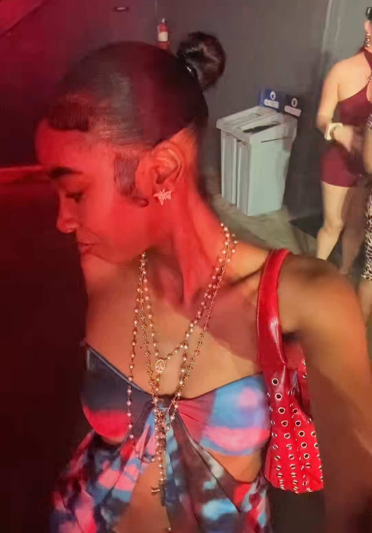 @theyenvytalii