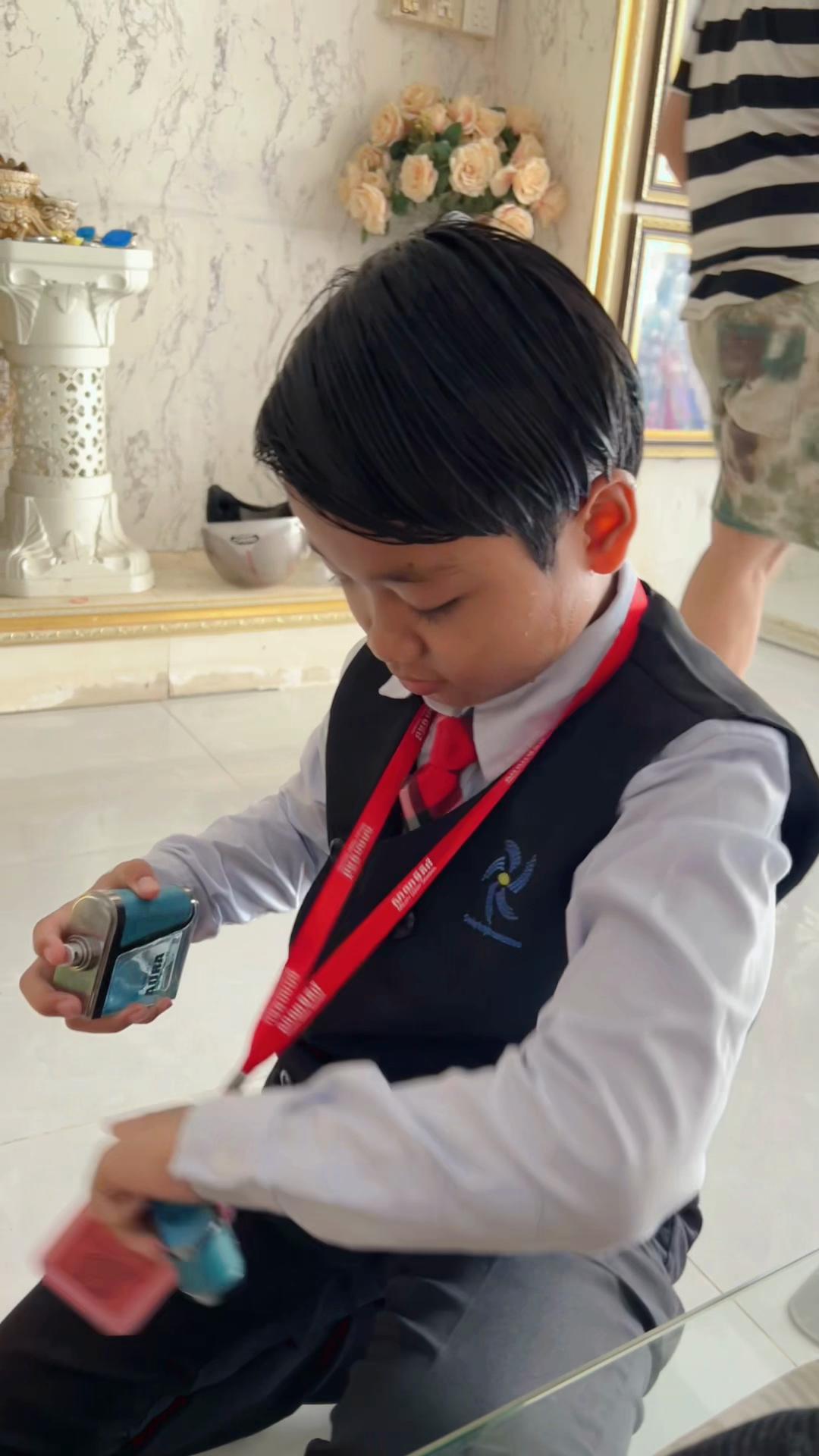 @បុប្ផាសួគ៌ហ្គោល សំអាងការ