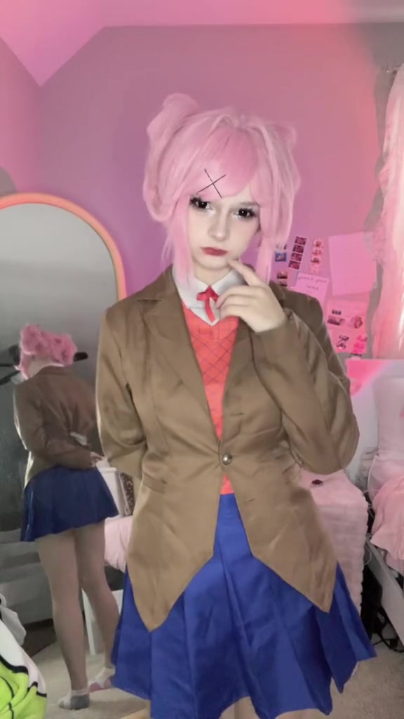 @⌗⋮♡⸝⸝ Mari・⟢