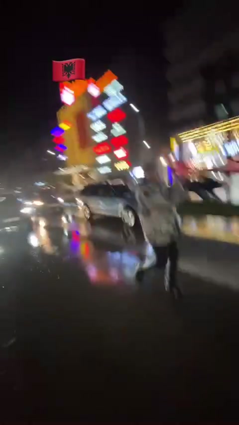 @AR1S1