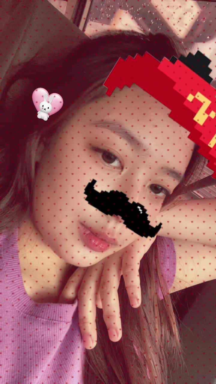 @Zey