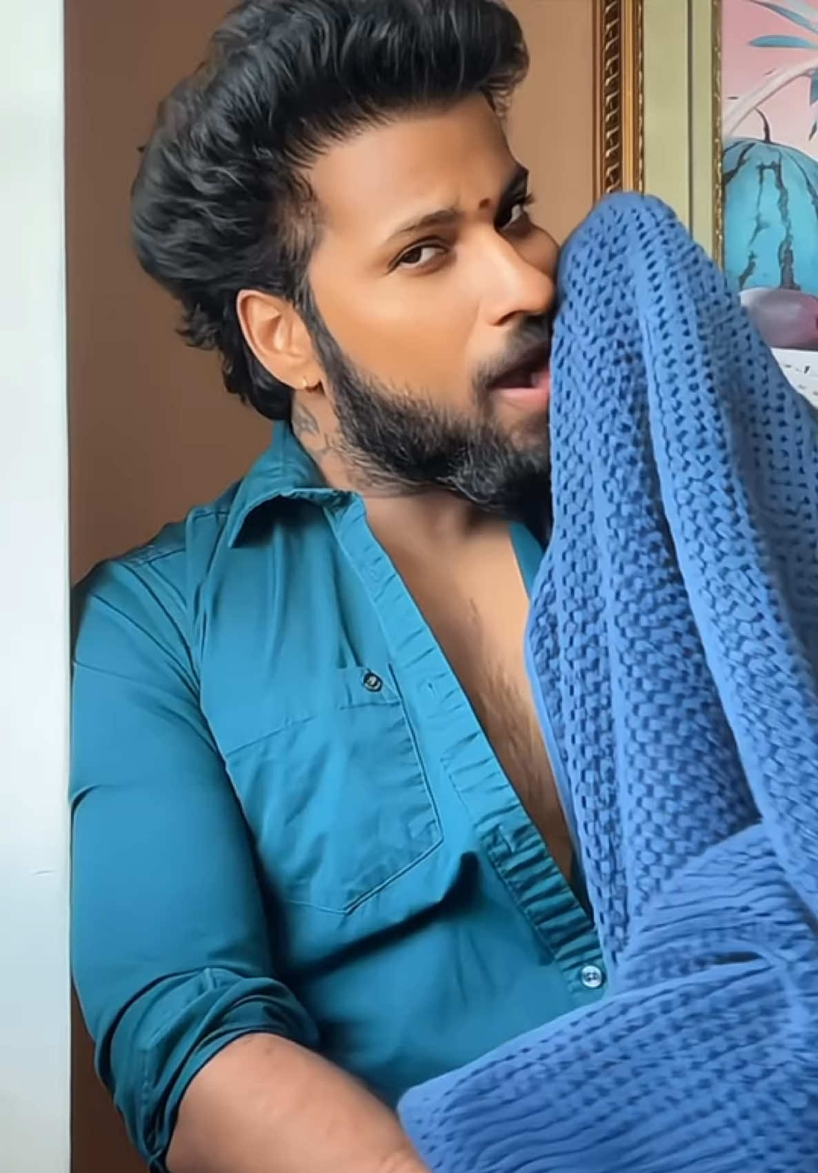 @Dhilak