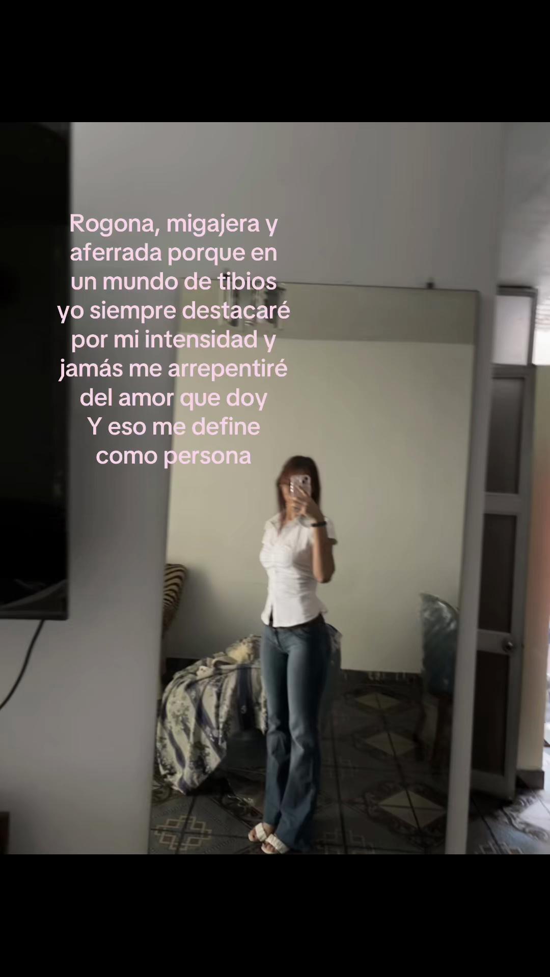 @jenninluv >|<