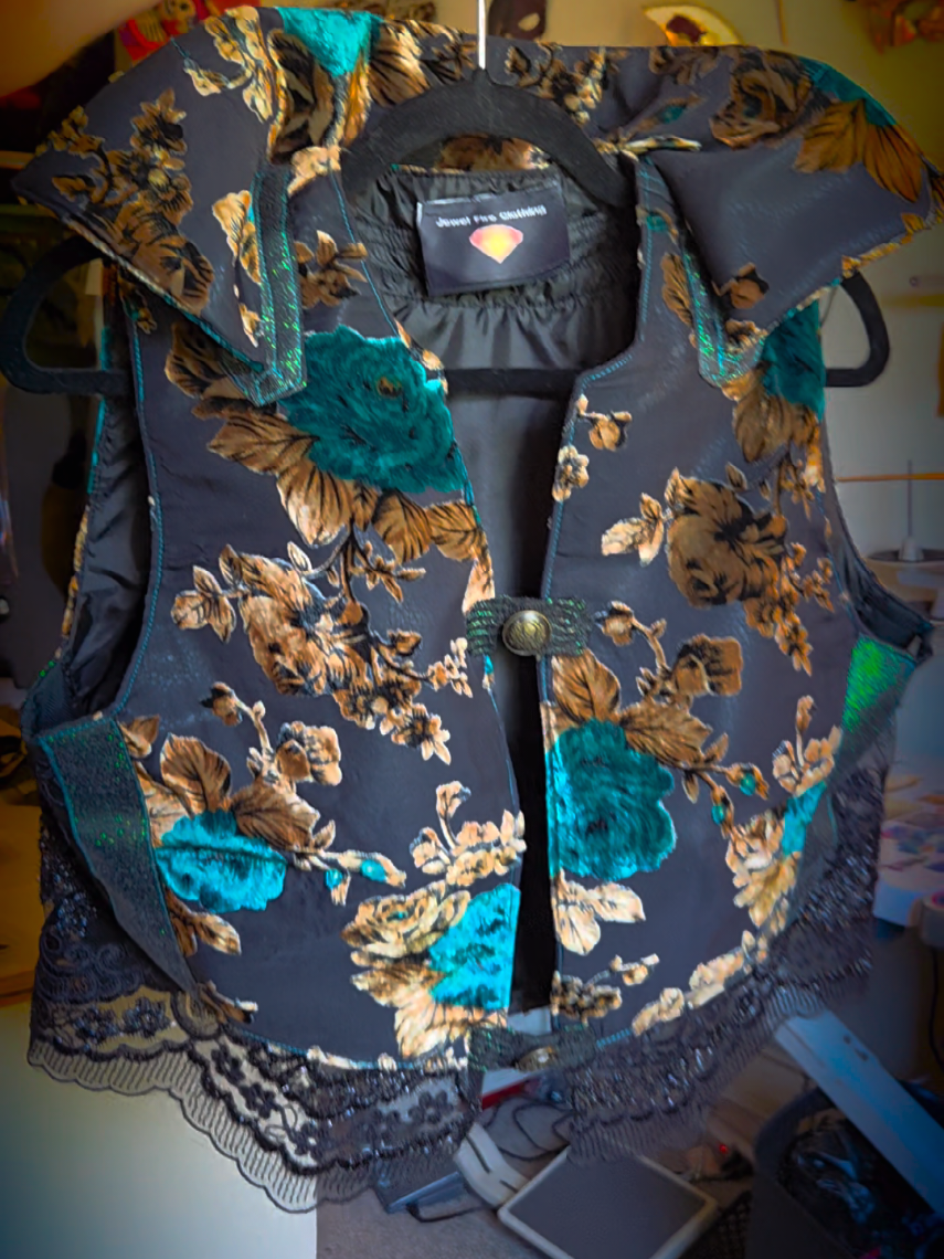 @Jewel Fire Clothing