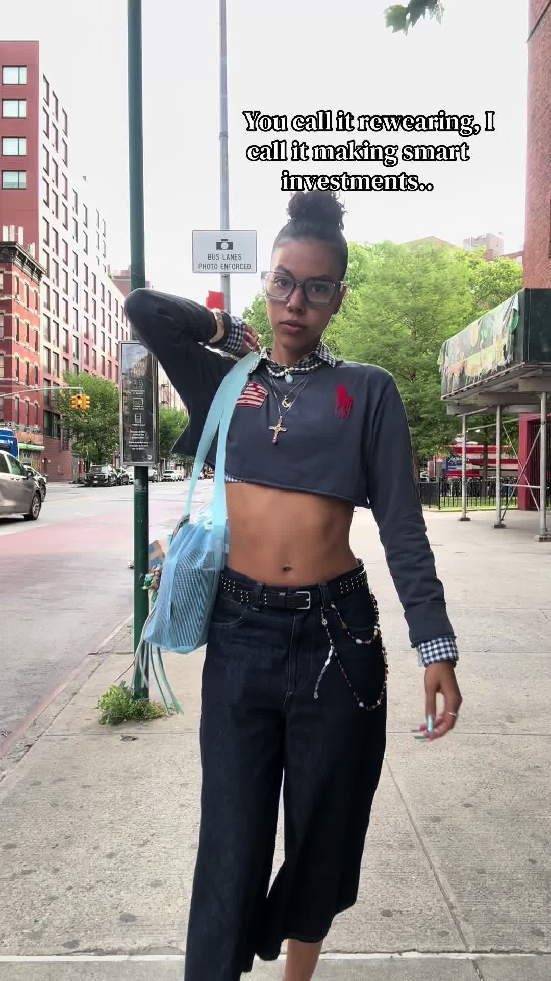 @Ari 🦋