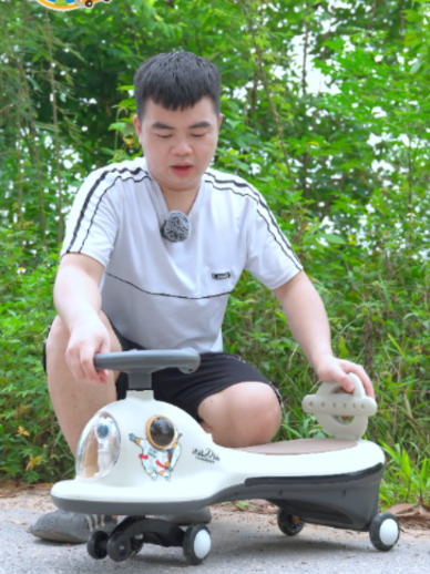 @Xe trẻ em 88