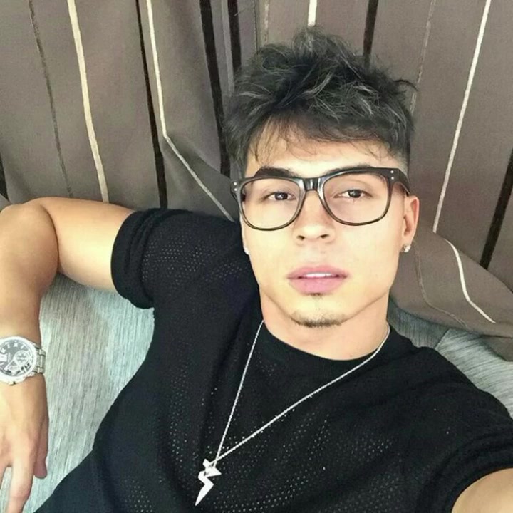 @LyricsForever👁️🗨️