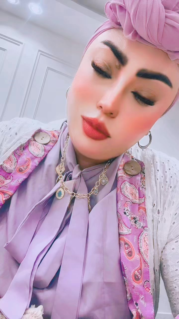 @Hemmat 🦉🫰🥰DIVA☺️🧡😘