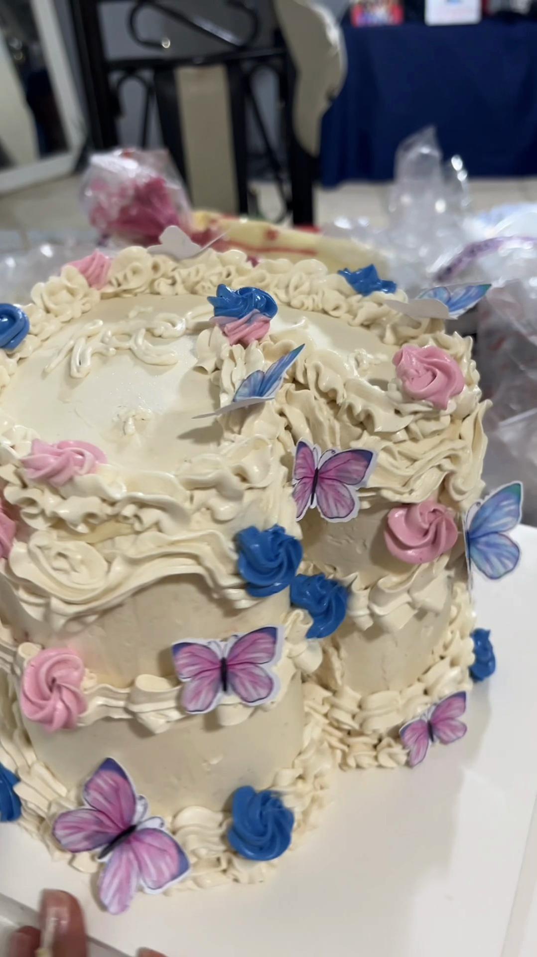 @DiSweet Bakery