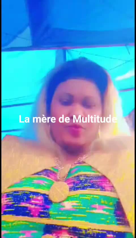 @LA MERE DE MULTITUDE