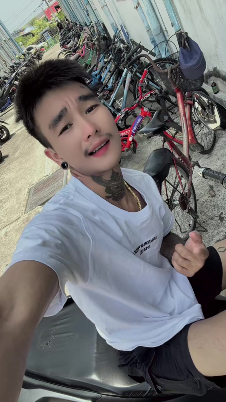 @#ပီႈၼူတ်ႇ🥸🚭