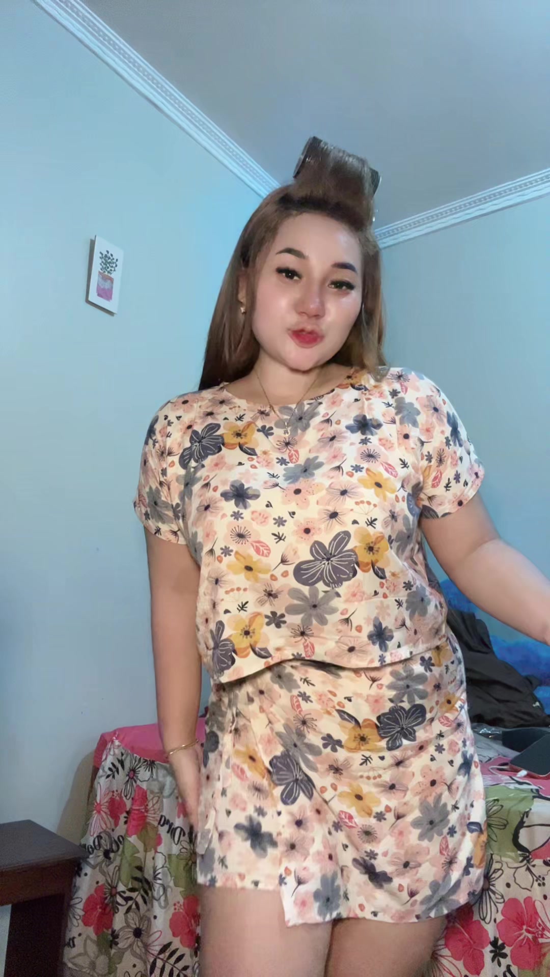 @inisintottyy