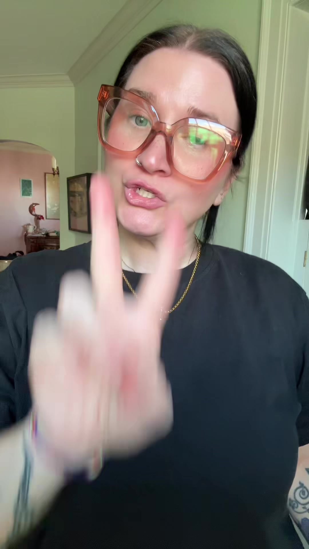 @Bee