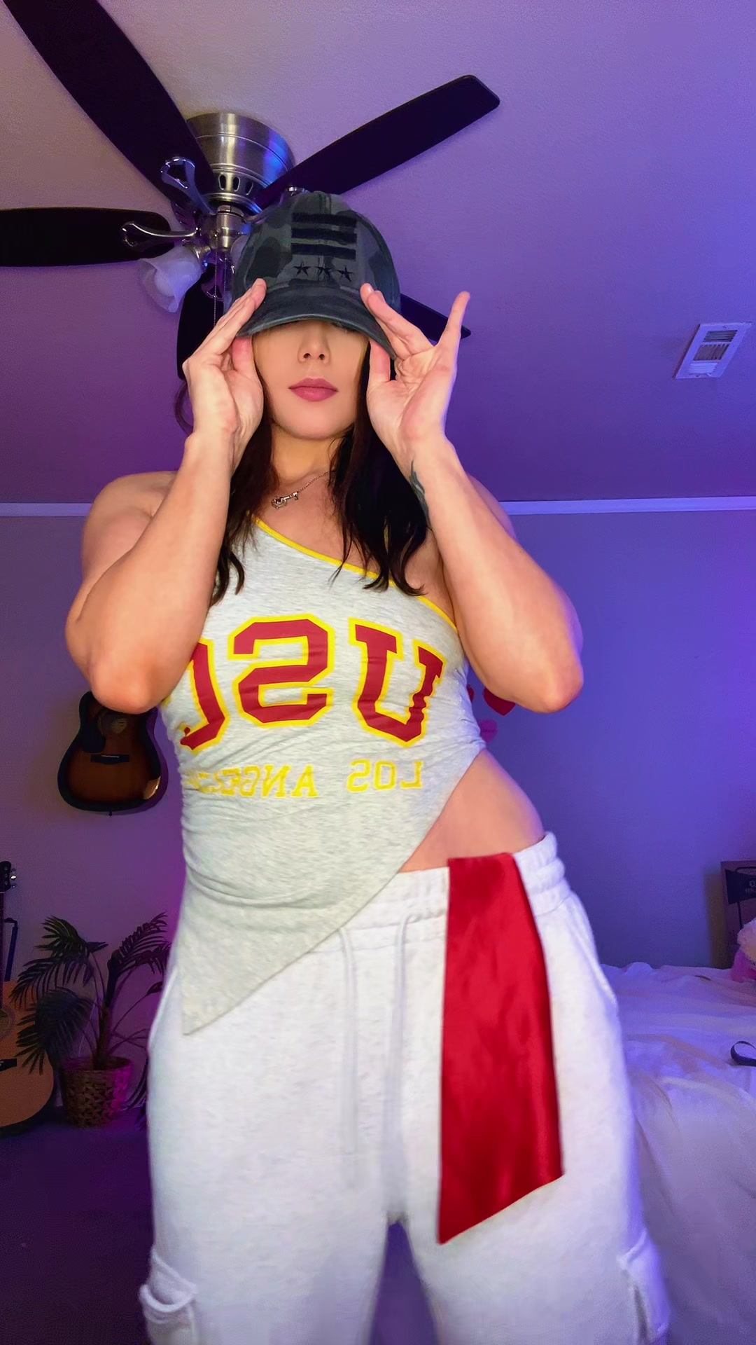@thegoddesskararaven