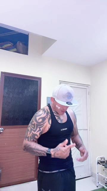 @chicodelacuadragymbro🇪🇨🇺🇸