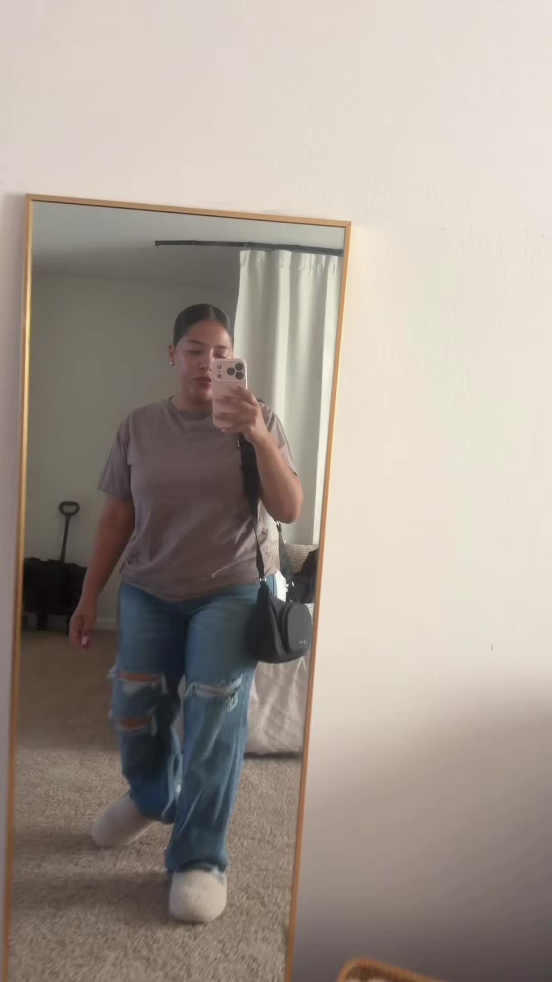 @Katie_