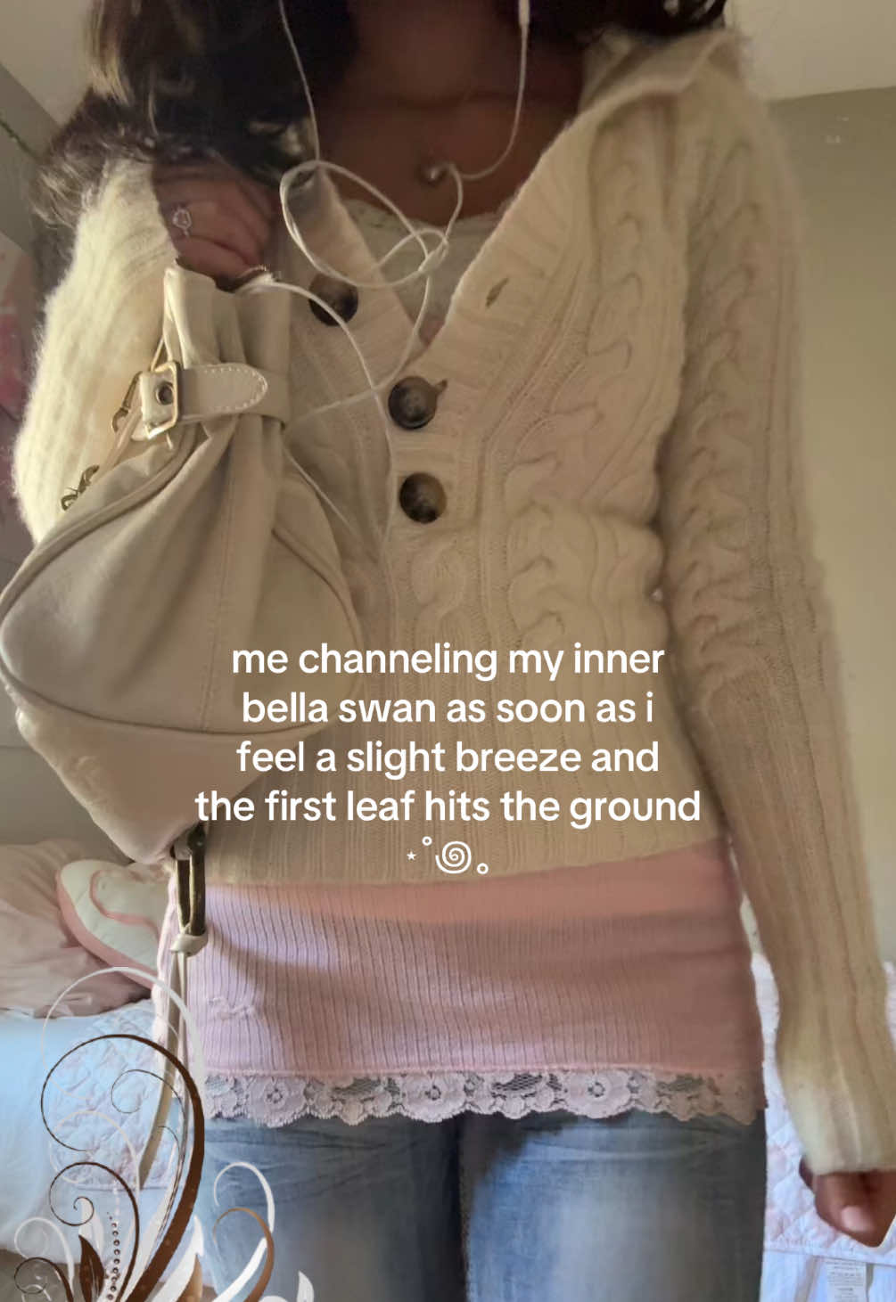 @alicia 🪽 ⋆˚࿔