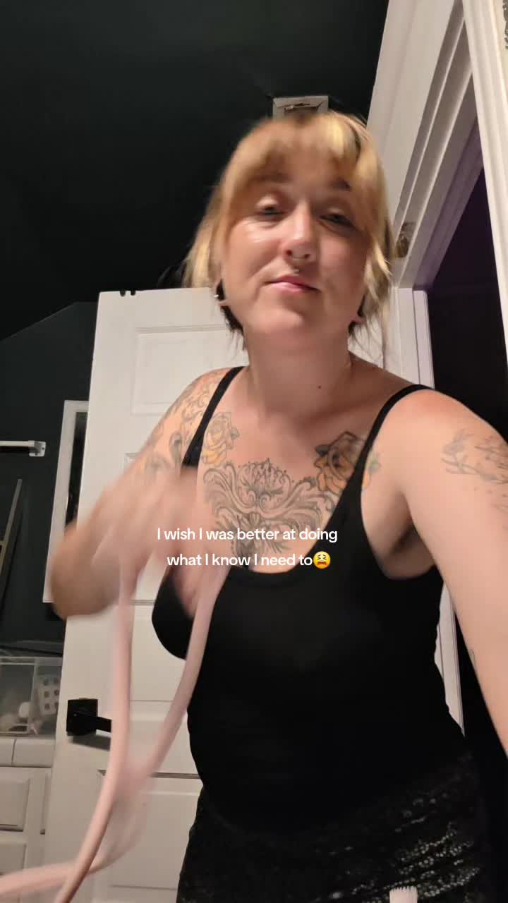 @_itsbreezie_