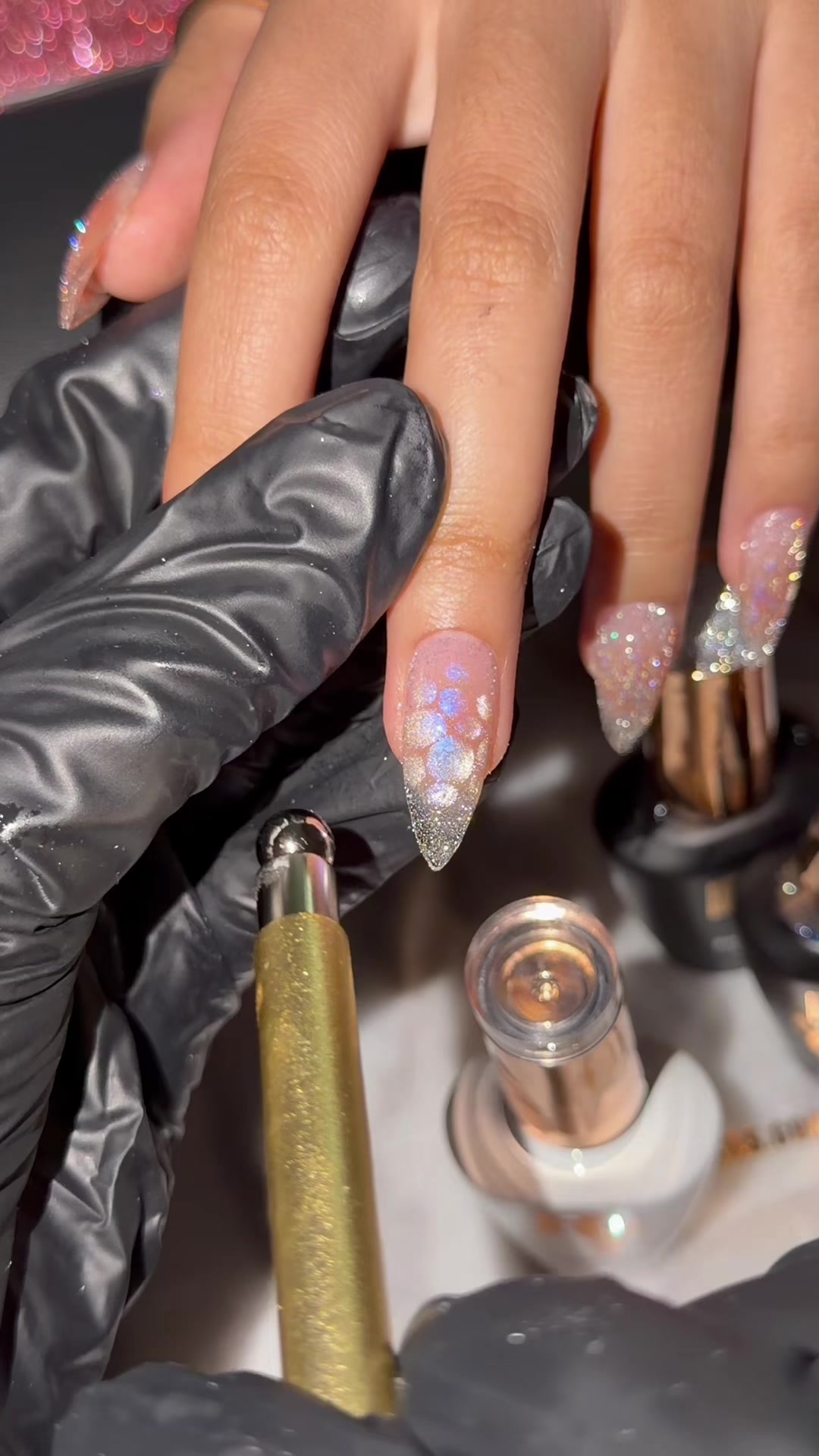 @Riya's Nails