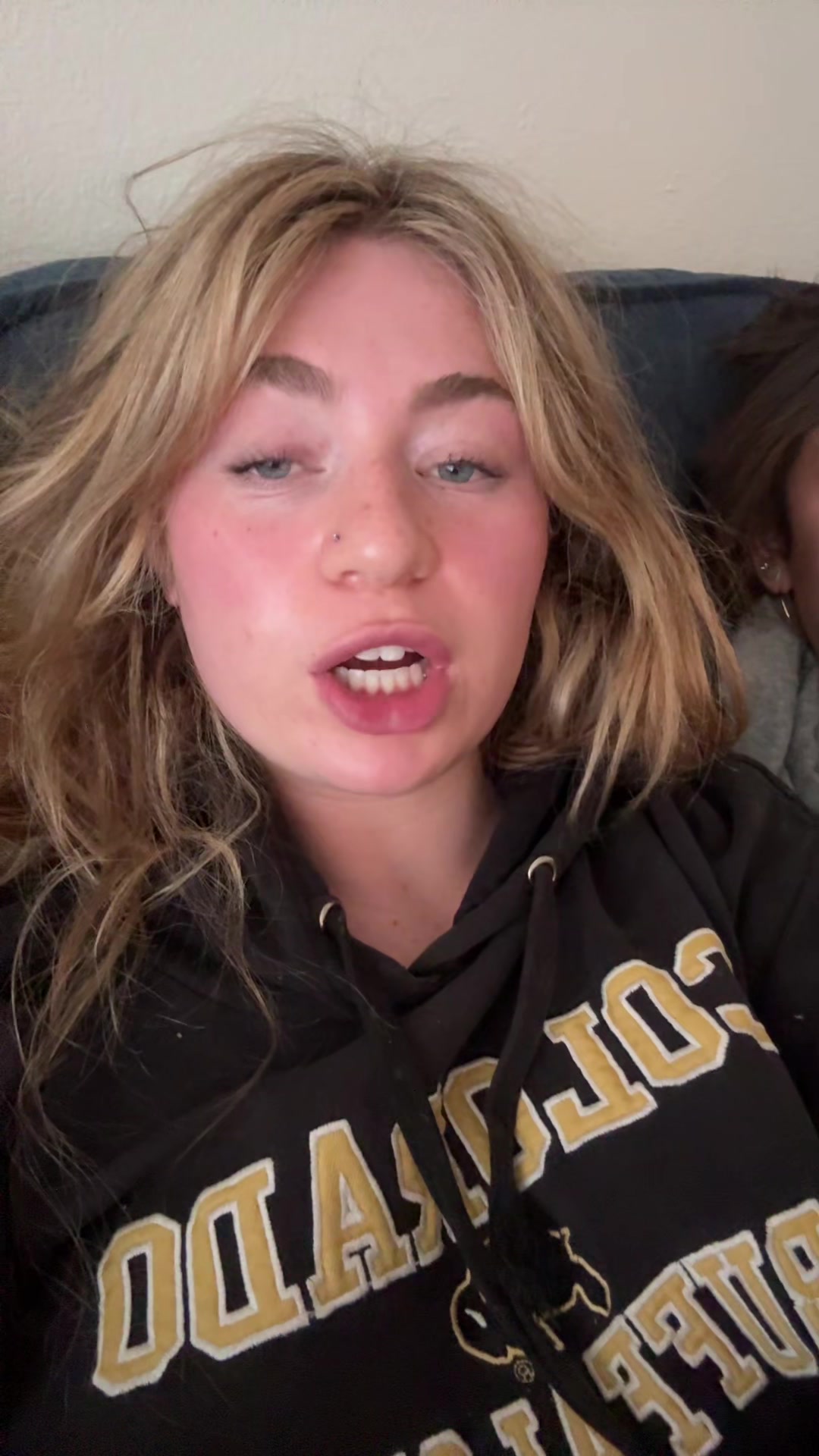 @Juliaaa