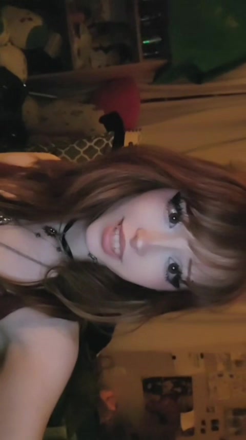 @𝒎𝒊𝒐 ☆