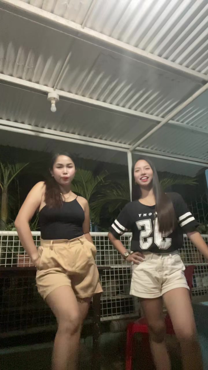 @Isla Miles🛍️