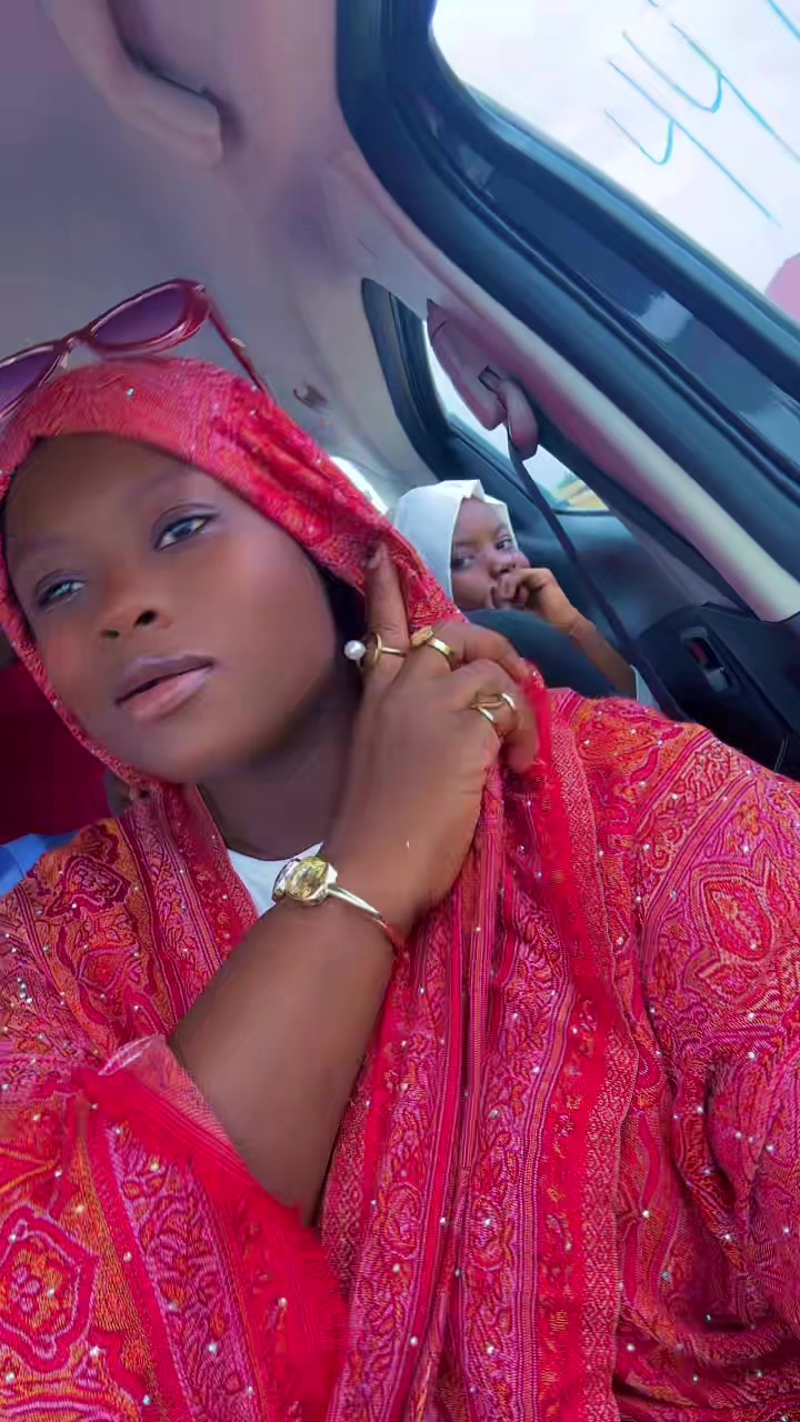 @qweendiya123