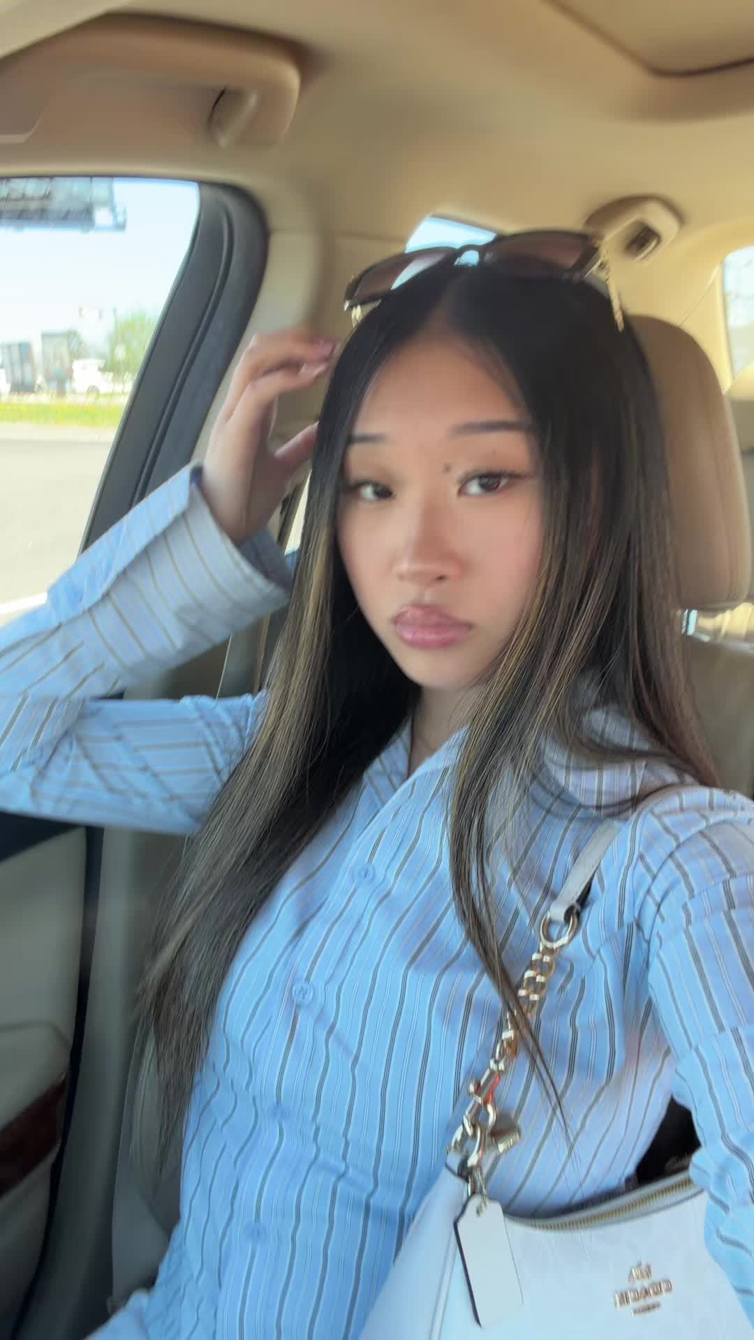@𝓎