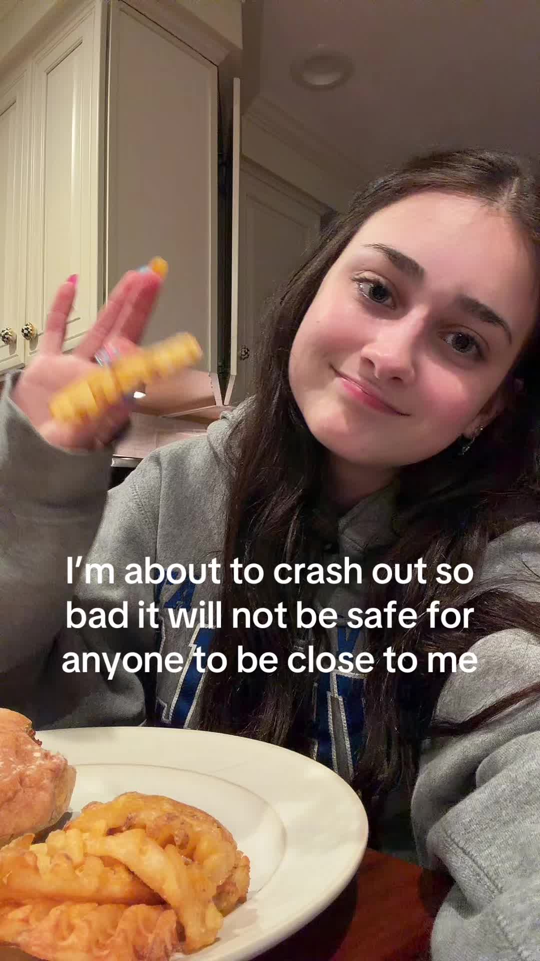 @🦦