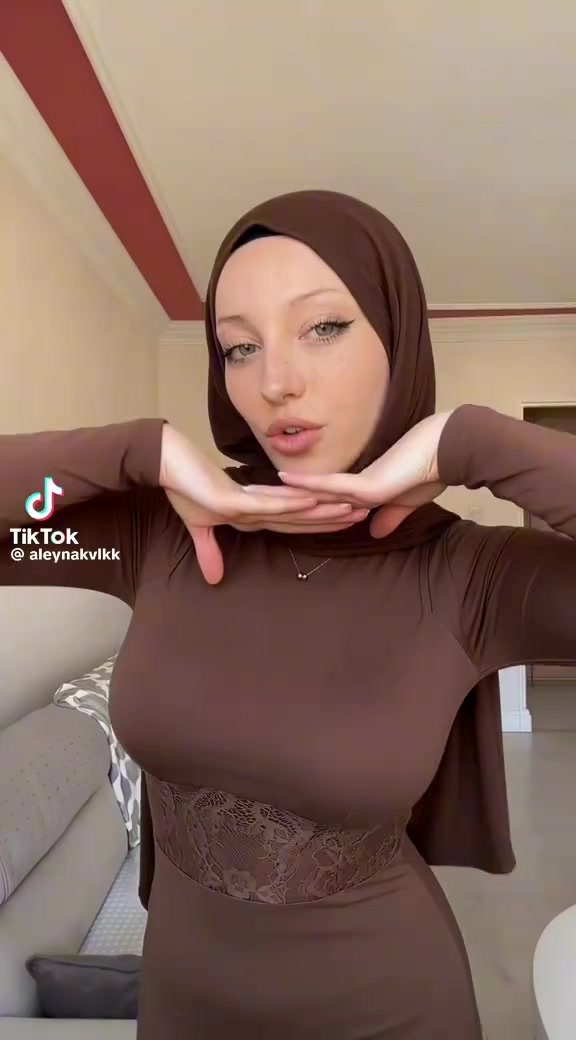 @aleyna
