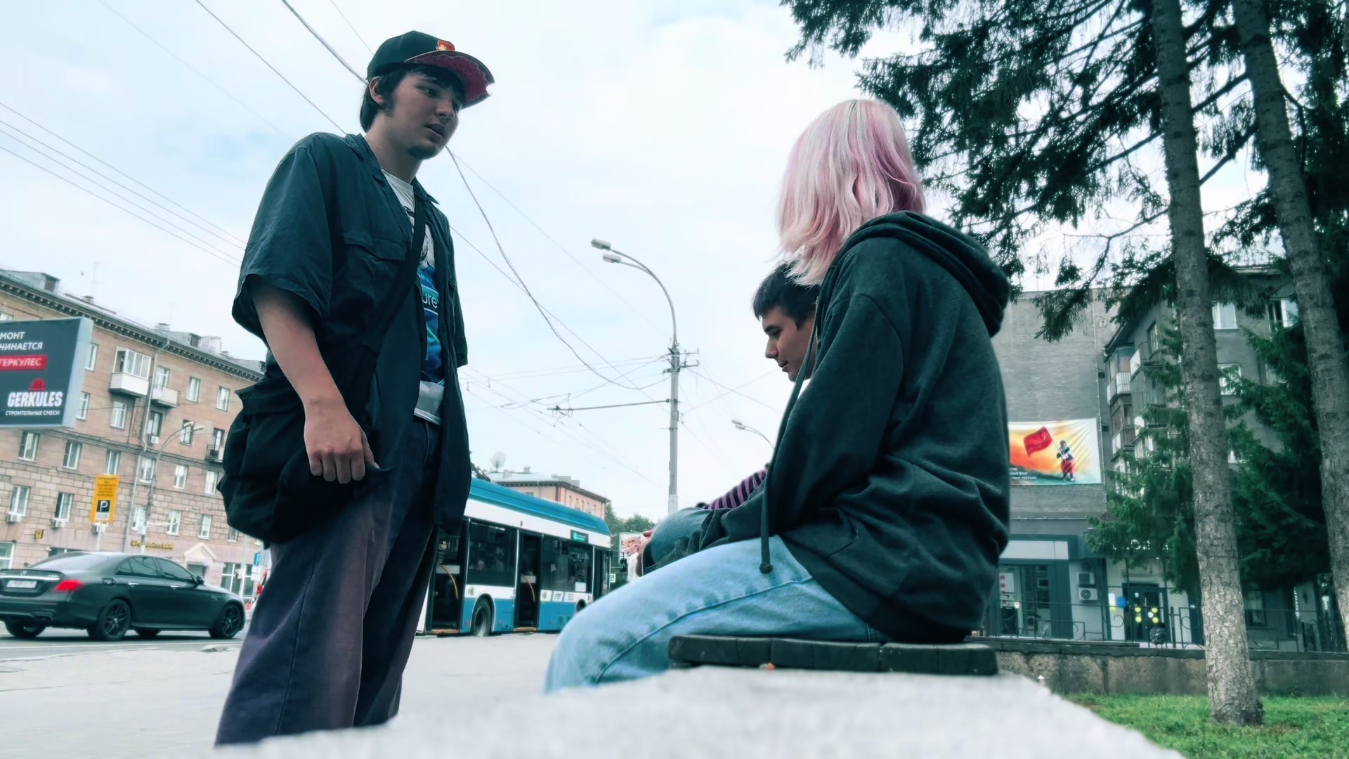 @gazinglow