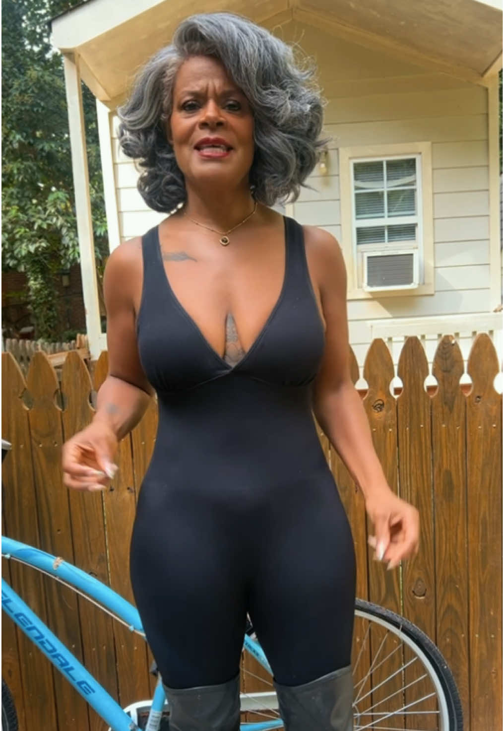 @deestarks79