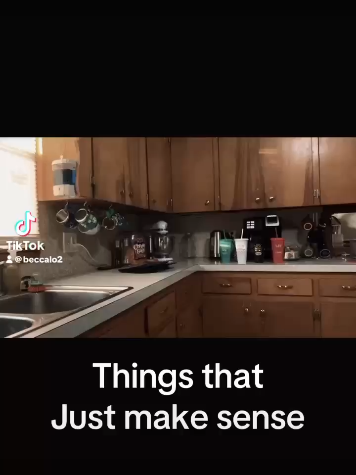 @BeccaLo