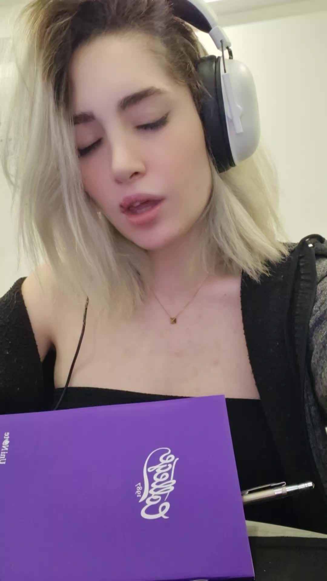 @evildayana
