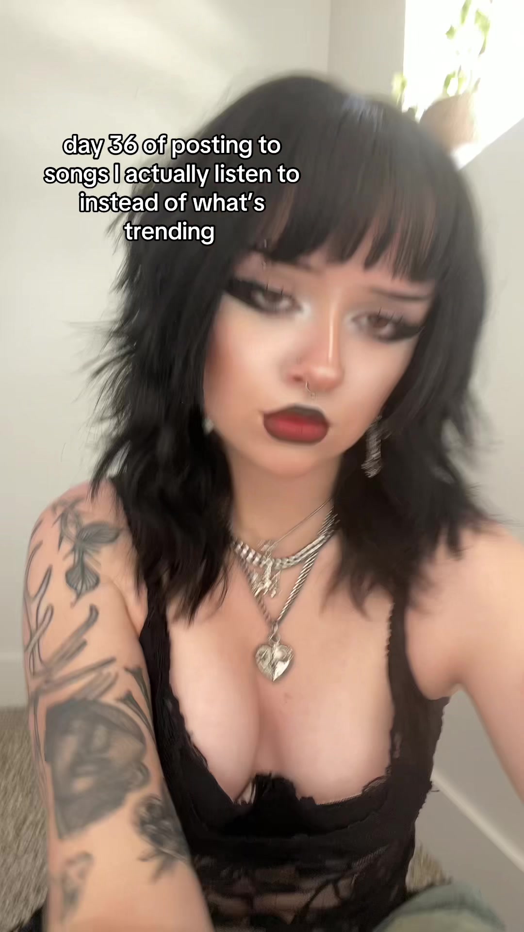 @mek