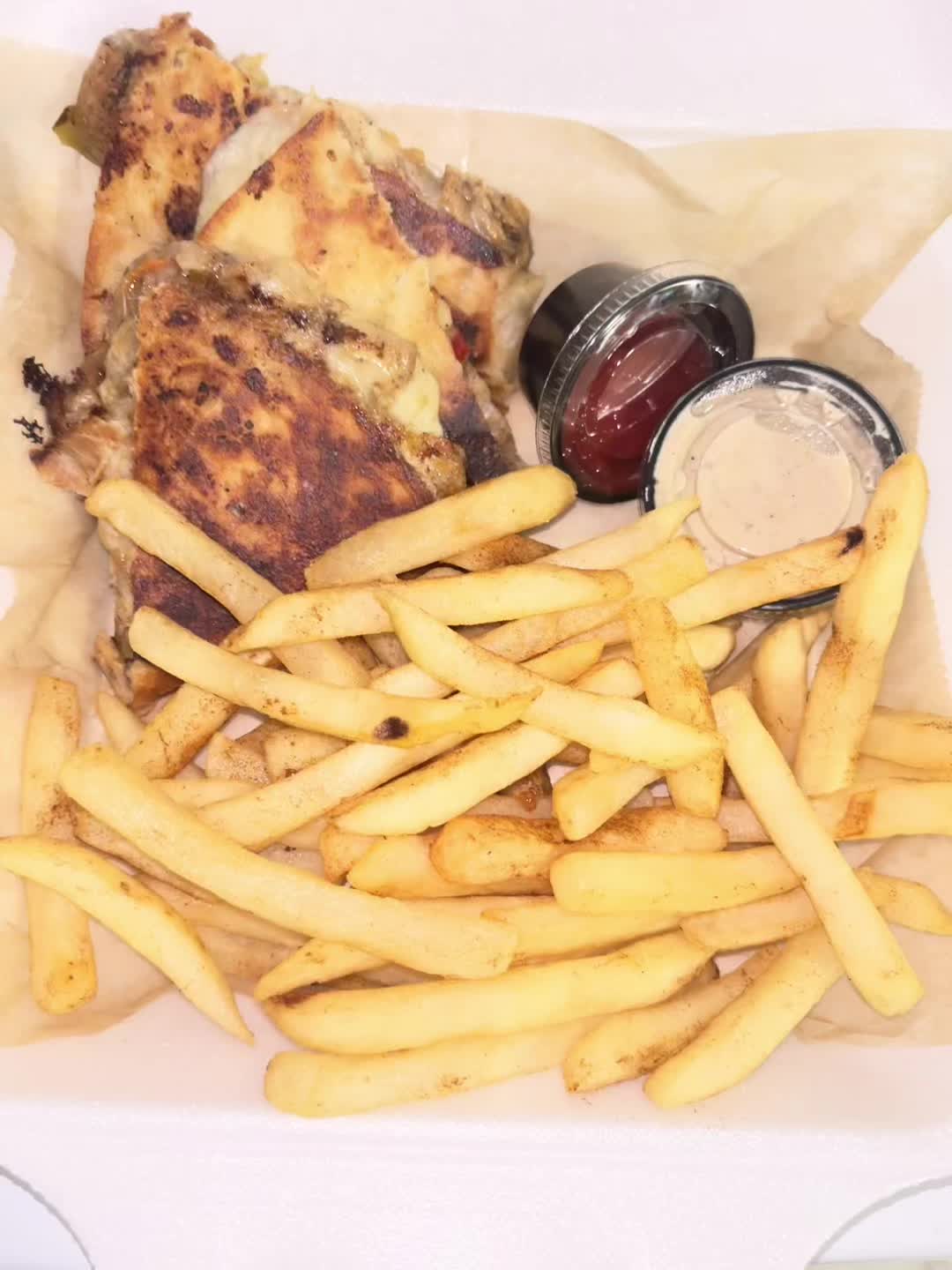 @Tracy&rsquo;s Food Trap