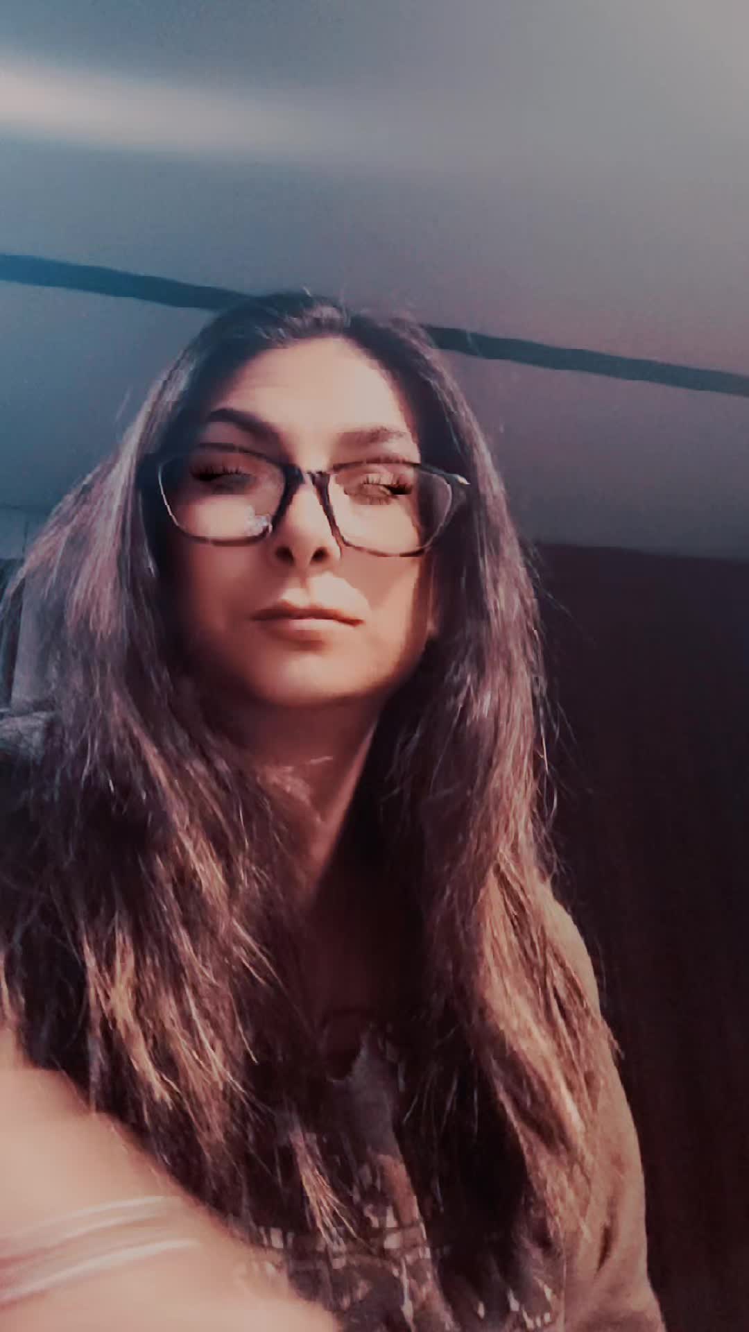 @shannasernagonzal