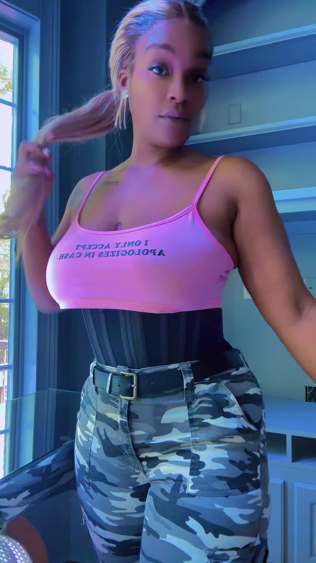 @FitGoddess🧜🏾♀️💜