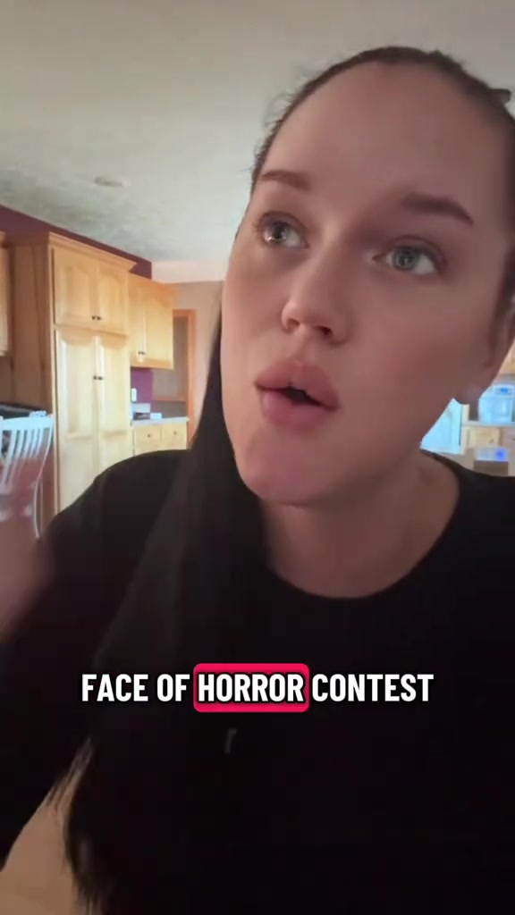 @6’7” Haunt Chick