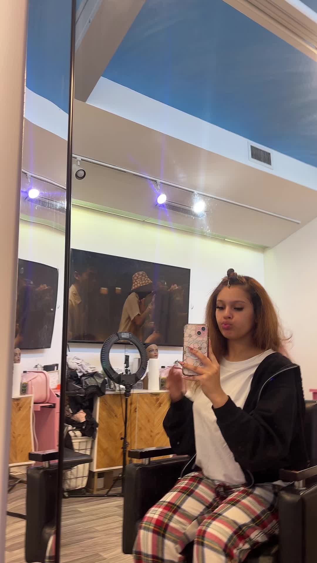 @💫