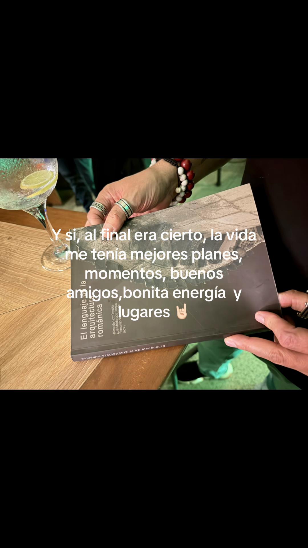 @Paola