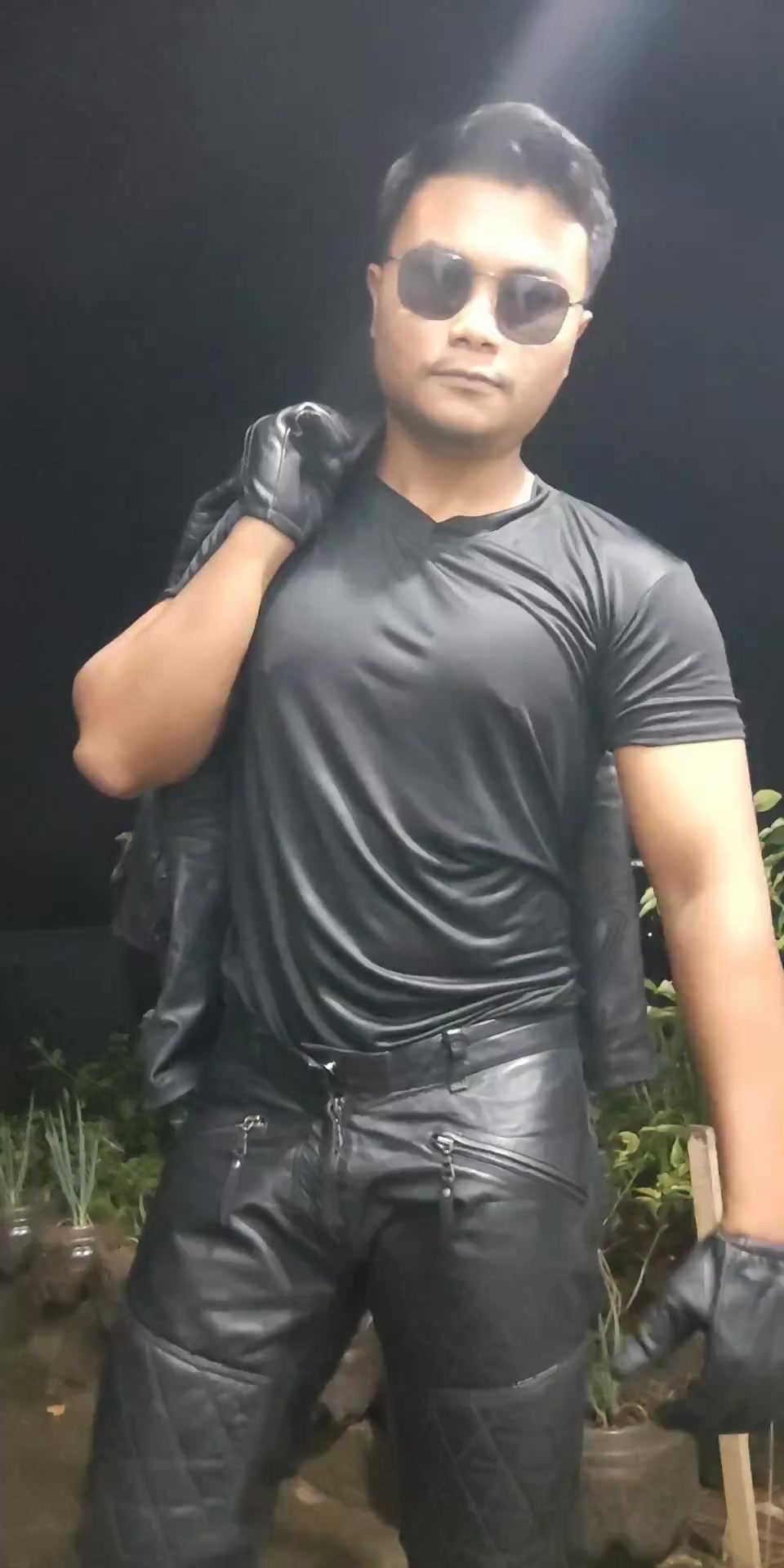 @Gus Leather