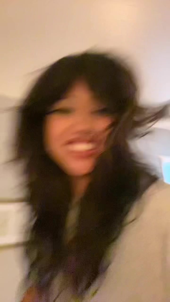 @floating_tangerine
